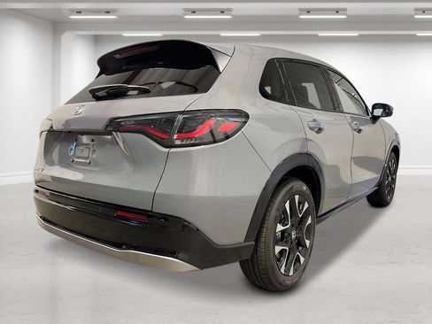 New 2026 Honda HR-V EX-L image 3