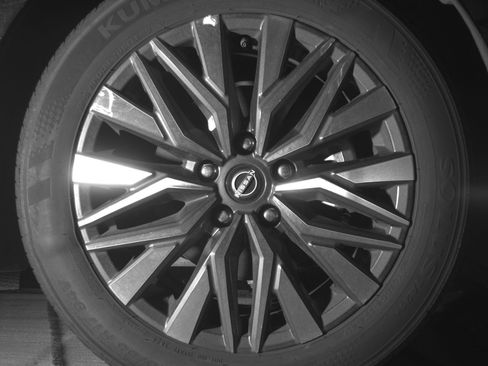 Used 2025 Nissan Altima 2.5 SV FWD image 13