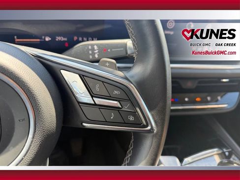 Used 2024 Buick Envision Preferred AWD/4WD image 27
