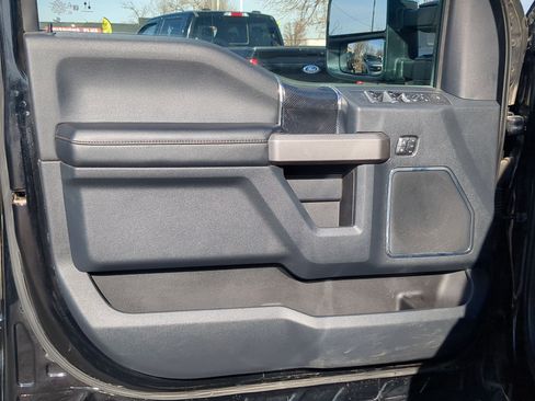 Used 2022 Ford F350 Platinum image 15