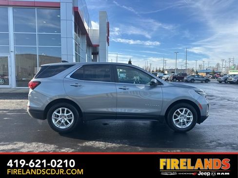Used 2023 Chevrolet Equinox LT image 12
