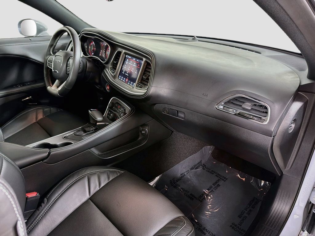 Used 2021 Dodge Challenger SRT Hellcat RWD image 29