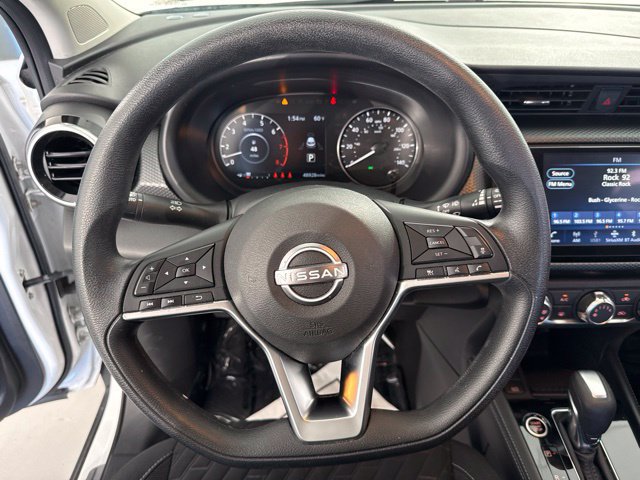 Used 2023 Nissan Kicks SV w/ Interior Electronics Package FWD image 25