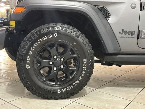 Used 2023 Jeep Wrangler Unlimited Sport AWD/4WD image 16