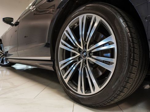 Used 2022 Audi A8 L 3.0T w/ Luxury Package image 10