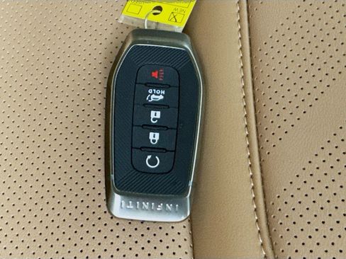 New 2026 INFINITI QX80 Luxe image 38