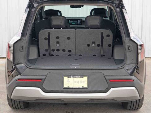 Used 2024 Kia EV9 Light Long Range image 9