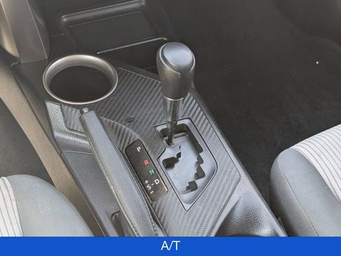 Used 2013 Toyota RAV4 LE AWD/4WD image 22
