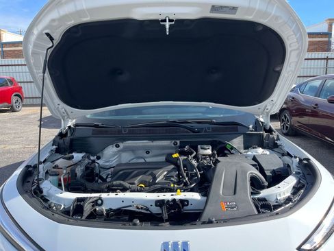 Used 2025 Buick Envista Preferred image 31