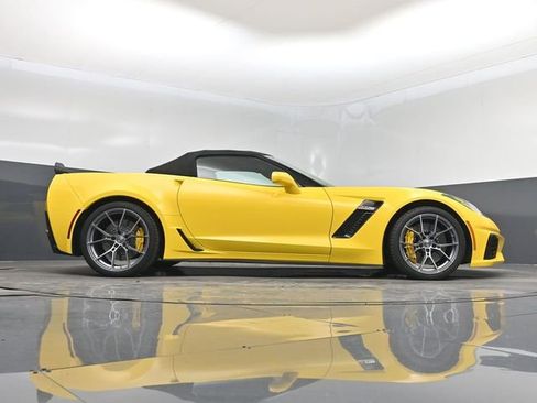 Used 2017 Chevrolet Corvette Z06 RWD image 16