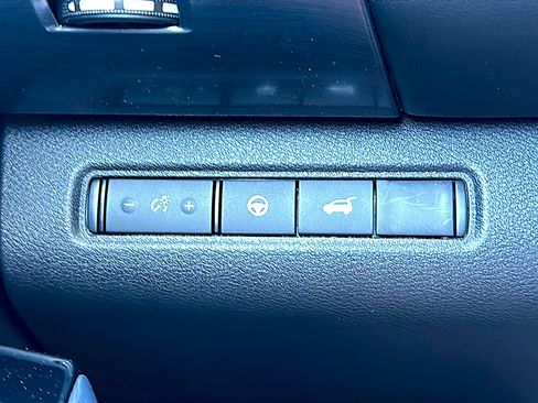 New 2026 Nissan Pathfinder SL FWD image 26