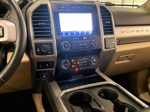 Used 2021 Ford F250 Lariat w/ Lariat Ultimate Package image 6