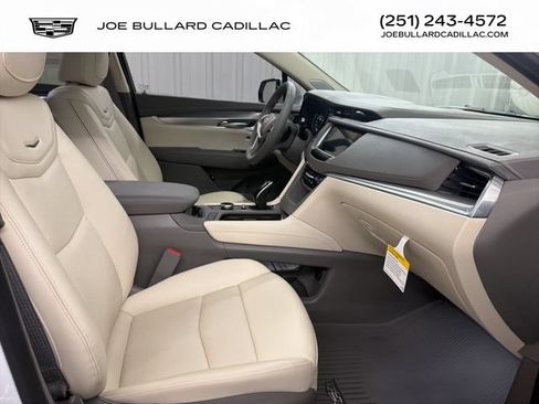 New 2026 Cadillac XT5 Premium Luxury w/ Driver Assist Package FWD image 24