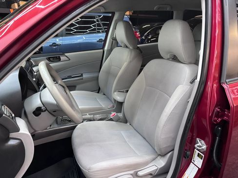 Used 2011 Subaru Forester 2.5X AWD/4WD image 8