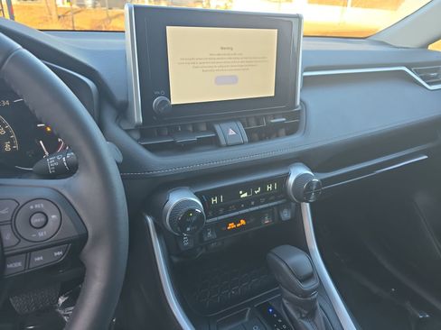 Used 2024 Toyota RAV4 XLE w/ Convenience Package image 26