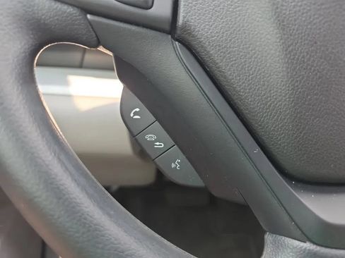 Used 2013 Honda CR-V LX image 18