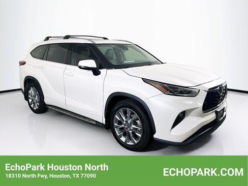 Used 2021 Toyota Highlander Limited AWD/4WD image 1