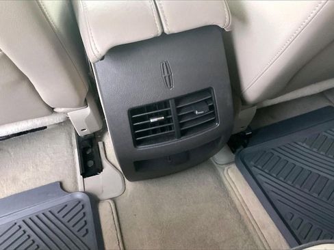 Used 2011 Lincoln MKX AWD w/ 102A Rapid Spec Order Code image 33