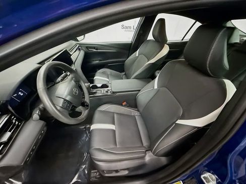 Used 2026 Toyota Camry SE w/ Convenience Package FWD image 21