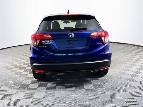 Used 2017 Honda HR-V EX image 7