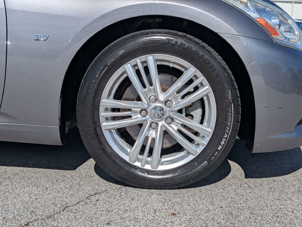 Used 2015 INFINITI Q40 w/ Navigation Package RWD image 10