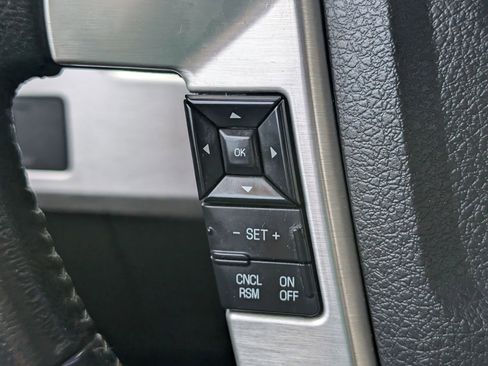 Used 2013 Ford F150 Platinum image 22