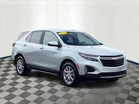 Used 2022 Chevrolet Equinox LT FWD image 5