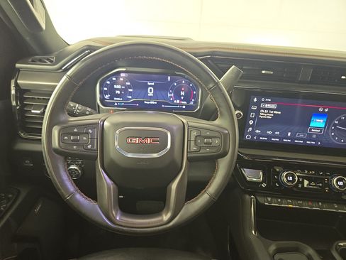 Used 2024 GMC Sierra 2500 AT4 w/ AT4 Premium Plus Package AWD/4WD image 14