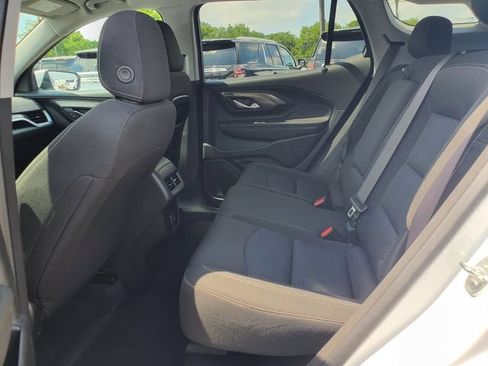 Used 2023 GMC Terrain SLE FWD image 11