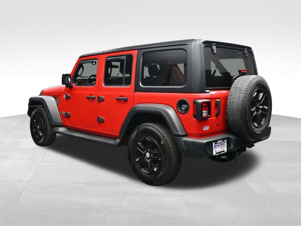 Used 2018 Jeep Wrangler Unlimited Sport S AWD/4WD image 3