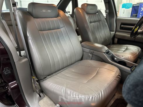 Used 1995 Chevrolet Impala SS RWD image 38