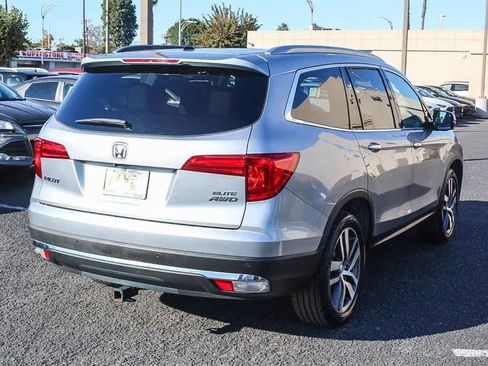 Used 2017 Honda Pilot Elite image 4