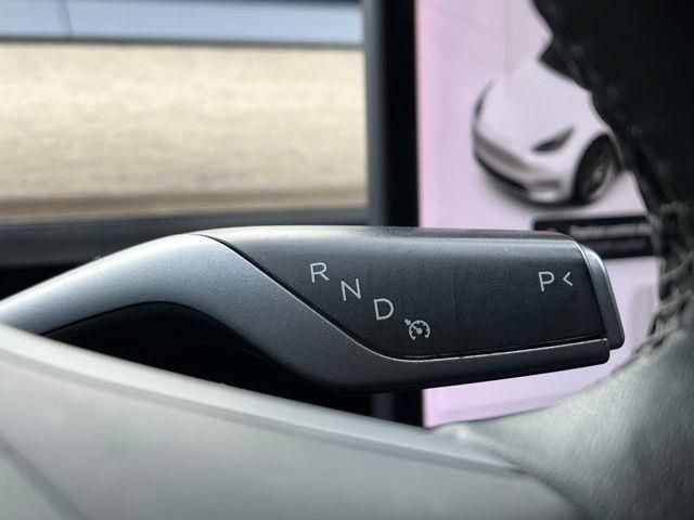 Used 2020 Tesla Model Y Long Range AWD/4WD image 40