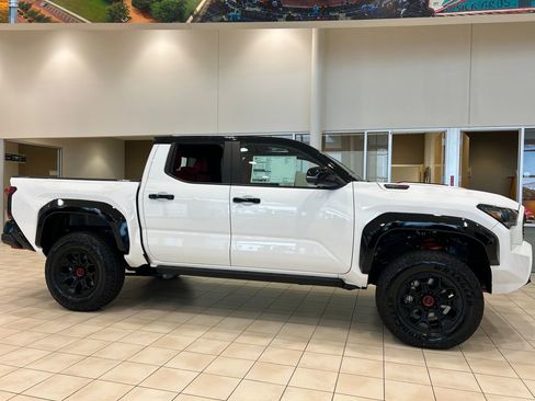 New 2026 Toyota Tacoma TRD Pro AWD/4WD image 5