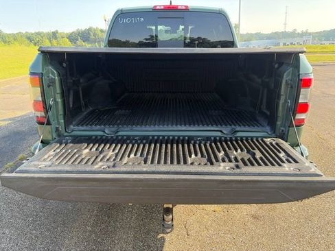 Used 2025 Nissan Frontier PRO-4X AWD/4WD image 15