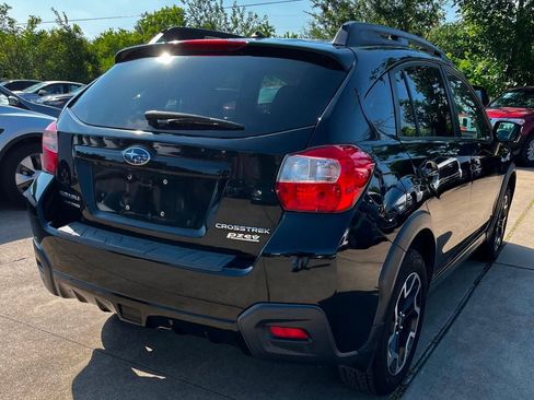 Used 2016 Subaru Crosstrek 2.0i Premium w/ Moonroof Package AWD/4WD image 7