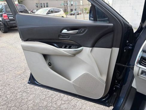 Used 2019 Cadillac XT4 Premium Luxury w/ Technology Package AWD/4WD image 17