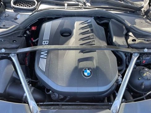 Used 2023 BMW 740i RWD image 21