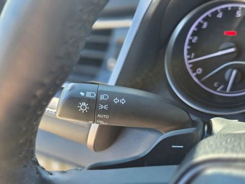 Used 2023 Toyota Camry SE w/ Cold Weather Package image 28