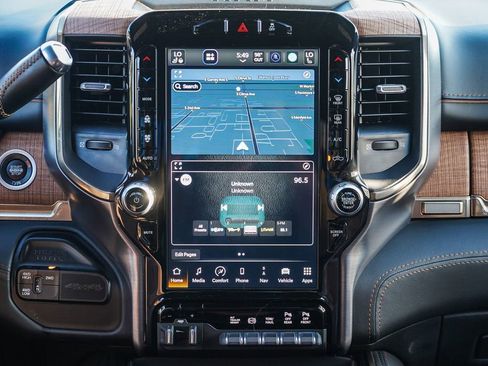 Used 2022 RAM 2500 Limited image 17