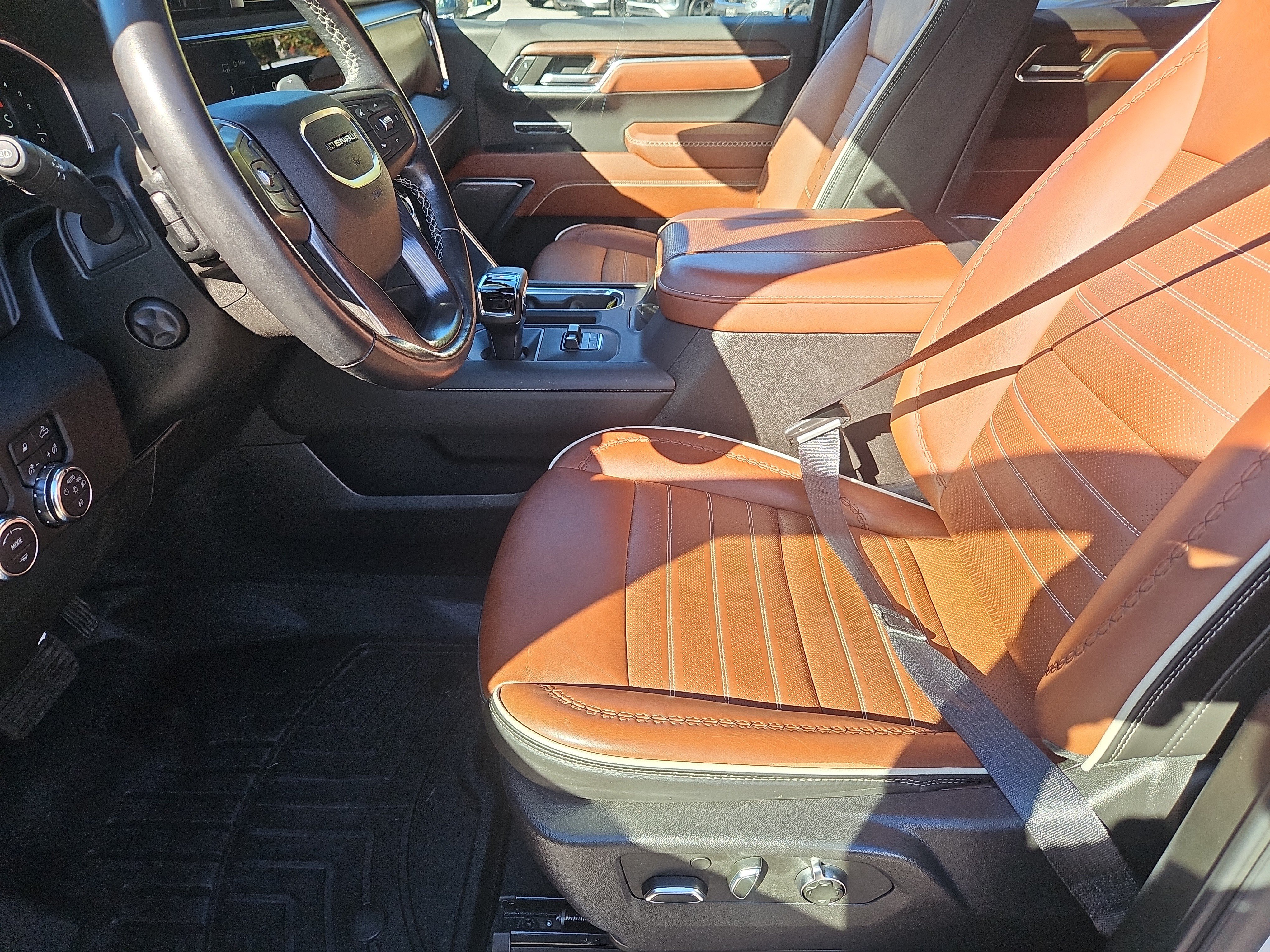 Used 2024 GMC Sierra 1500 Denali Ultimate AWD/4WD image 36