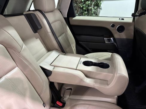 Used 2019 Land Rover Range Rover Sport HSE image 55