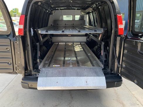 Used 2019 Chevrolet Express 2500 w/ Driver Convenience Package image 9