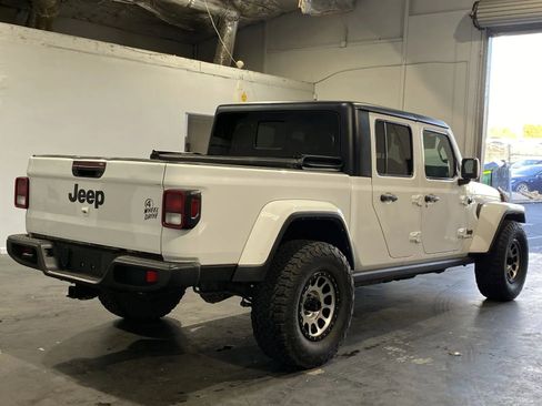 Used 2022 Jeep Gladiator Willys image 4