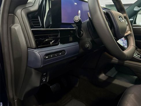Used 2026 INFINITI QX80 Luxe AWD/4WD image 9