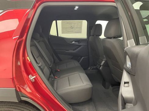 New 2026 Chevrolet Equinox LT w/ Safety and Technology Package AWD/4WD image 12