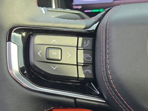 Used 2025 Jeep Wagoneer S Launch Edition image 31