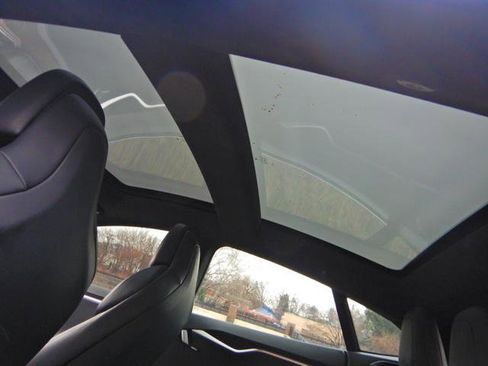 Used 2017 Tesla Model S 100D image 12