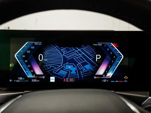 Used 2023 BMW 330i xDrive 330i xDrive w/ Driving Assistance Package image 33