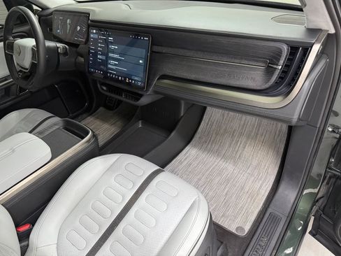 Used 2024 Rivian R1S Adventure AWD/4WD image 11